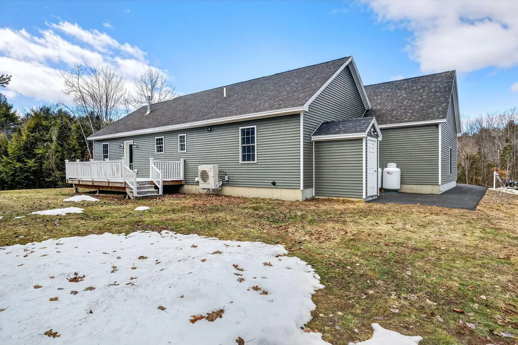 31 Meredith Drive Windham ME 04062