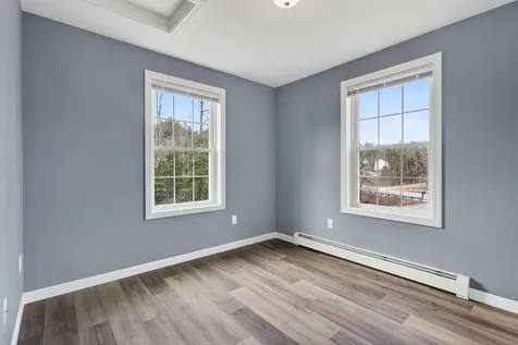 31 Meredith Drive Windham ME 04062
