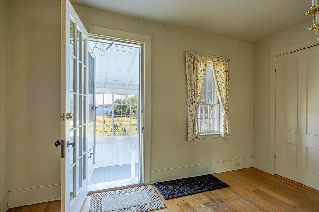 435 Seawall Road Southwest Harbor ME 04679