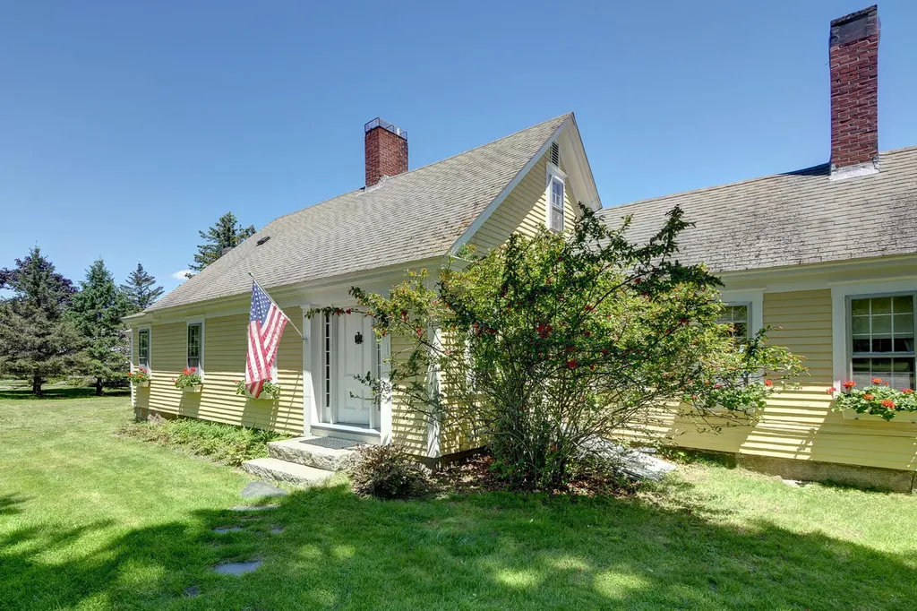 435 Seawall Road Southwest Harbor ME 04679