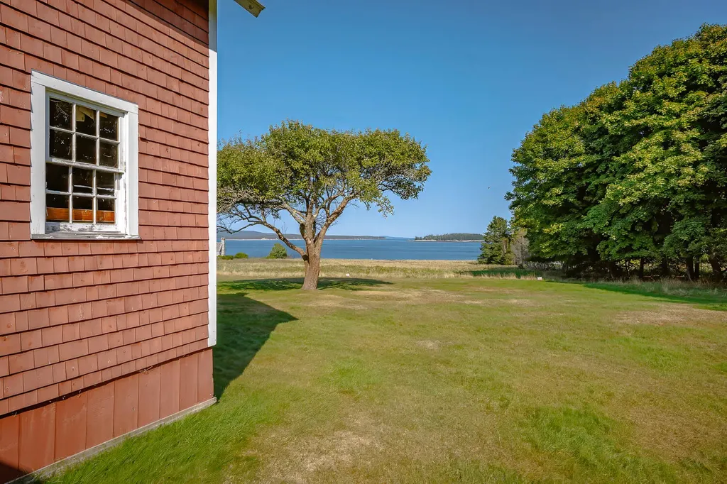 435 Seawall Road Southwest Harbor ME 04679