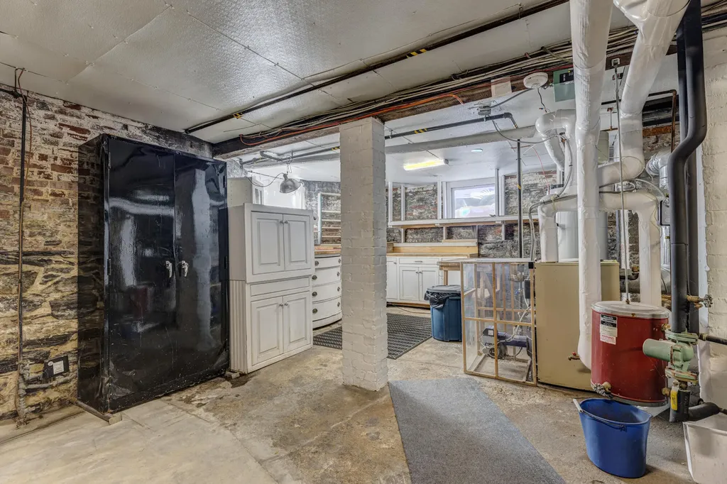 259 Spring Street Portland ME 04102