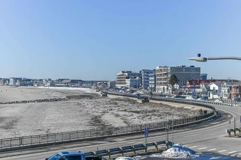407 Ocean Boulevard Hampton NH 03842
