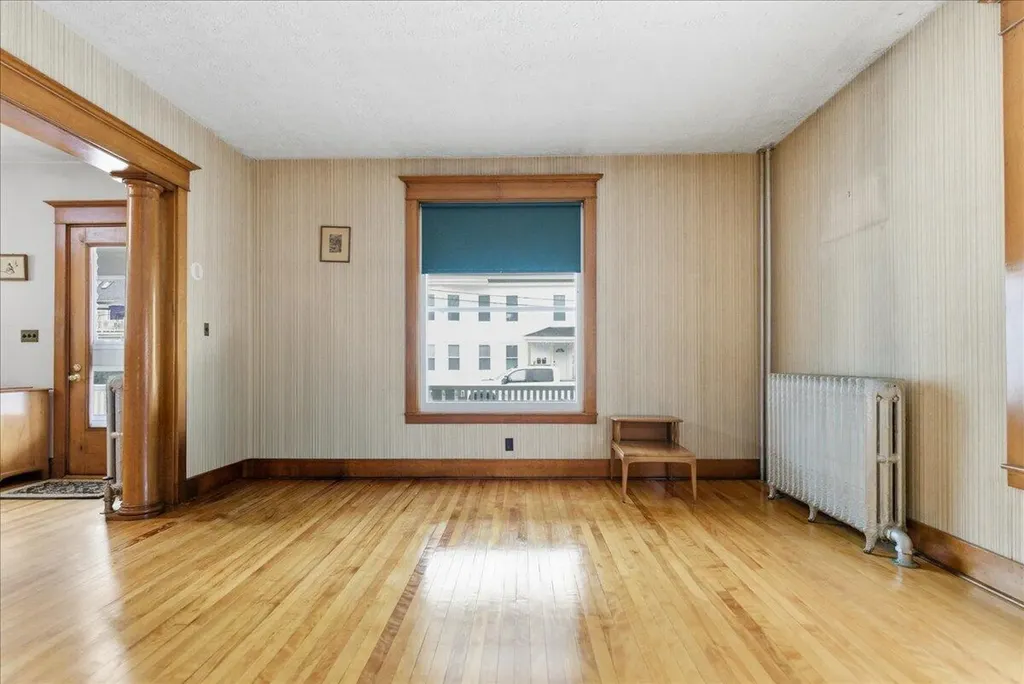 14 Taylor Street Auburn ME 04210
