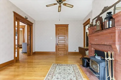14 Taylor Street Auburn ME 04210