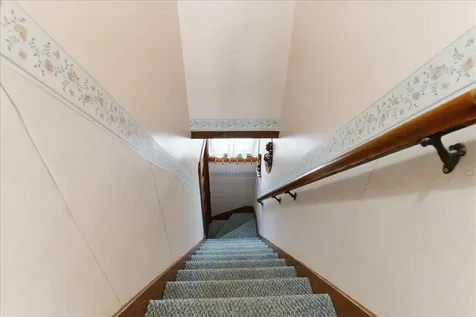 14 Taylor Street Auburn ME 04210