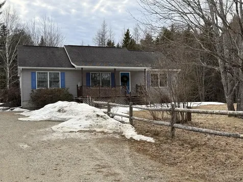 27 Oak Point Road Harrington ME 04643