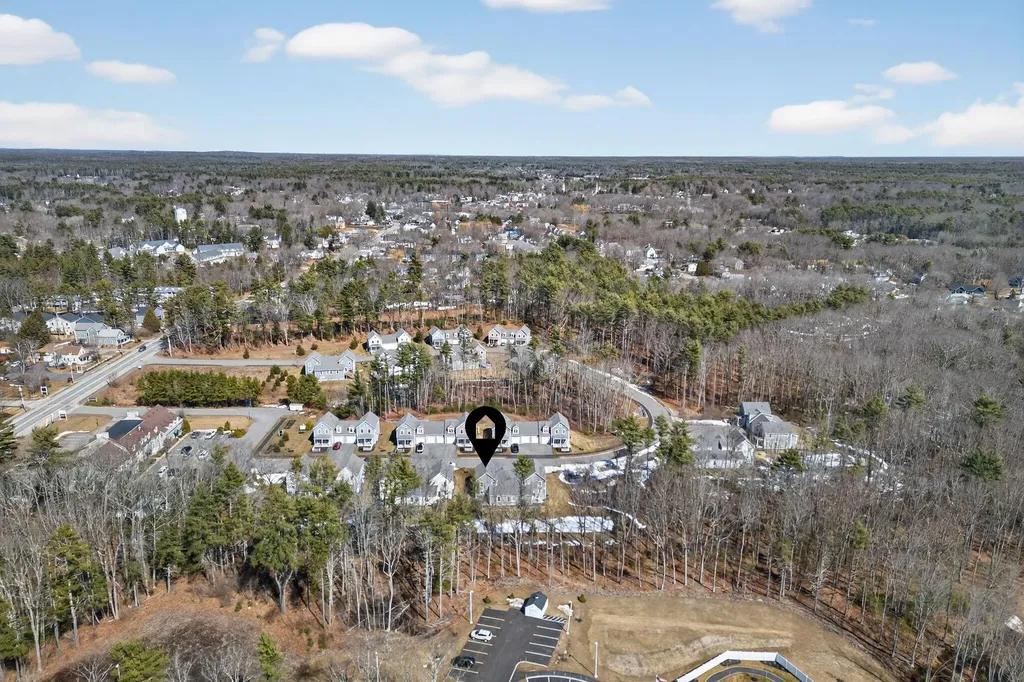 17 Webhannet Place Kennebunk ME 04043