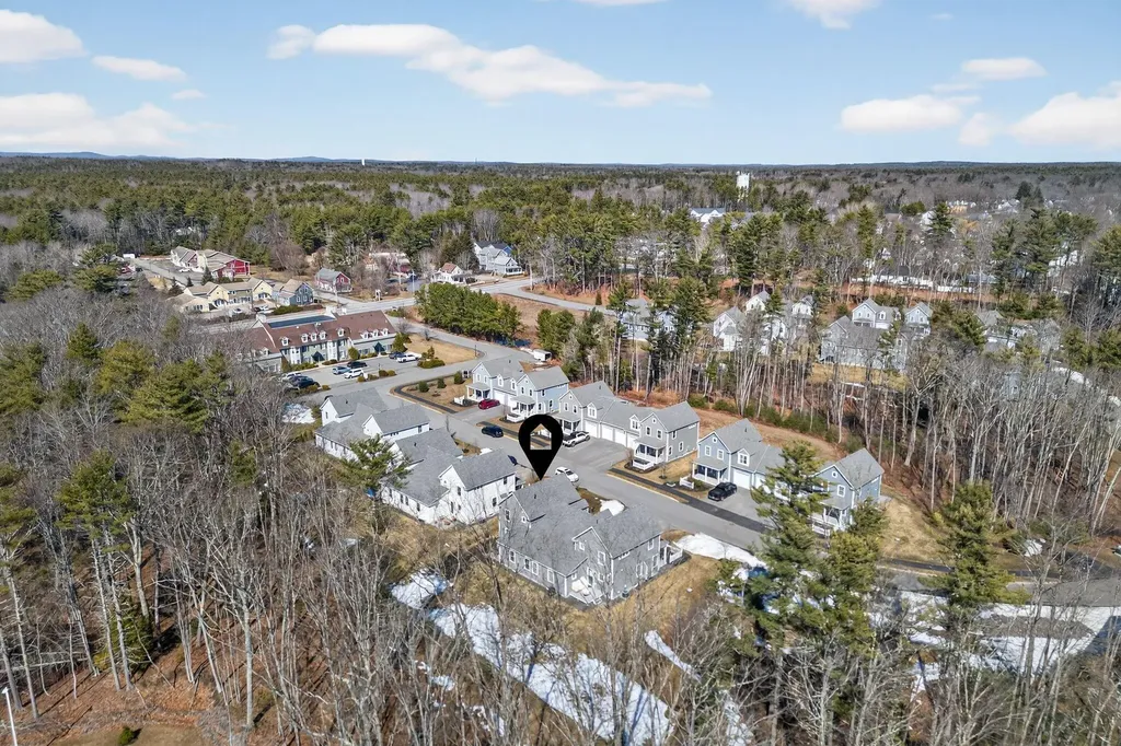 17 Webhannet Place Kennebunk ME 04043