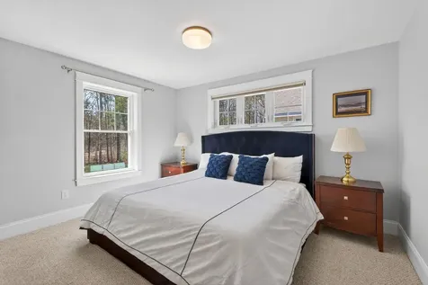 17 Webhannet Place Kennebunk ME 04043