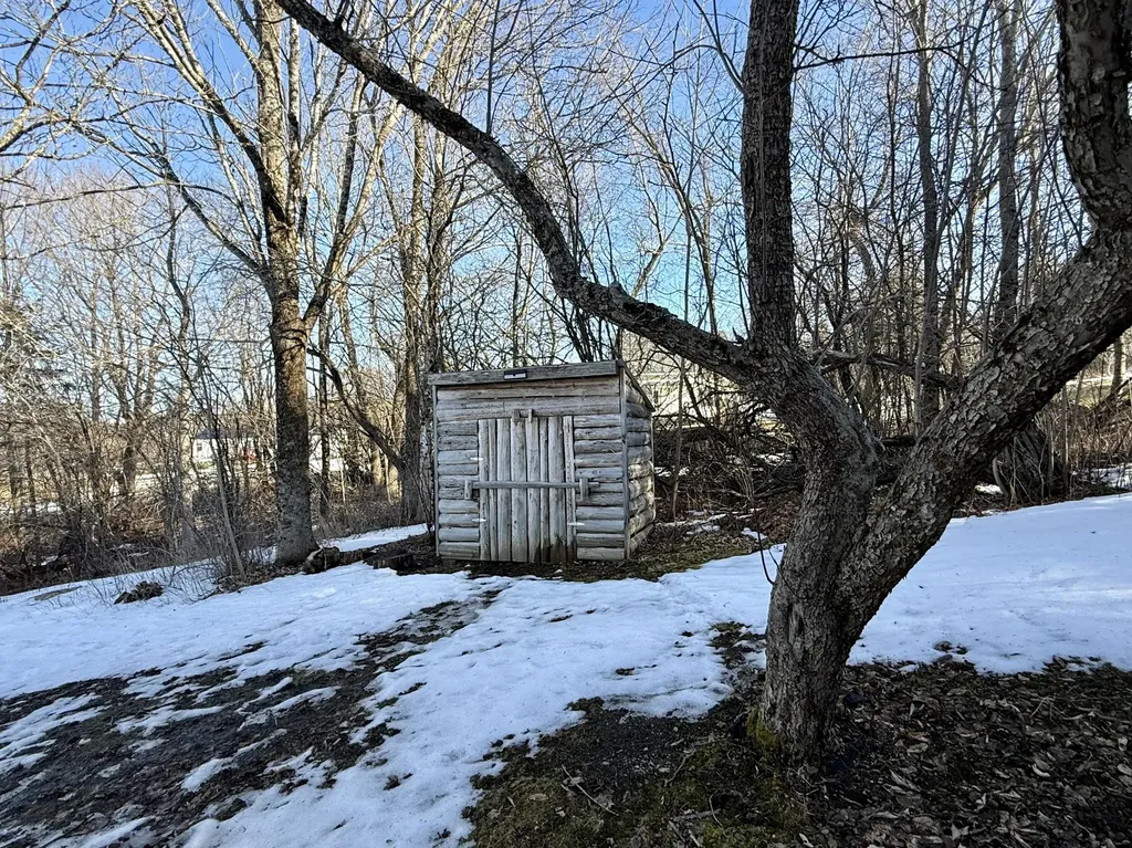918 Main Street Calais ME 04619