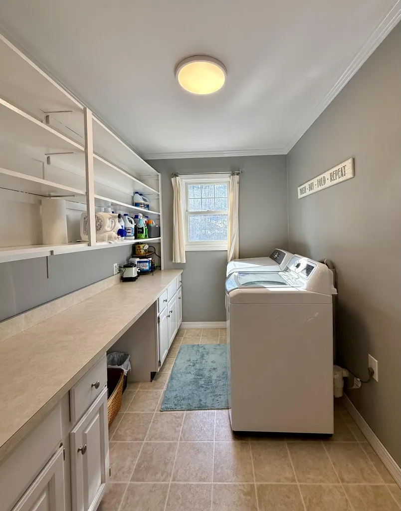 918 Main Street Calais ME 04619