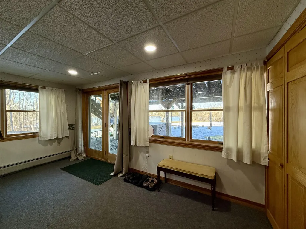 918 Main Street Calais ME 04619