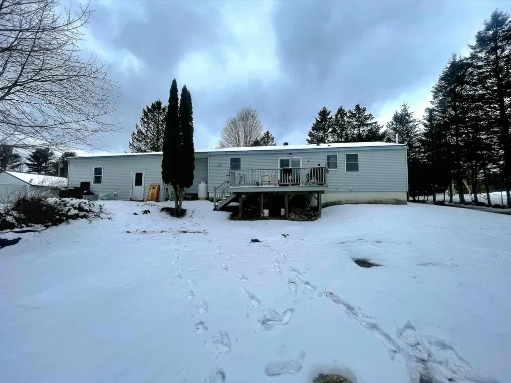 35 Merryman Road Glenburn ME 04401