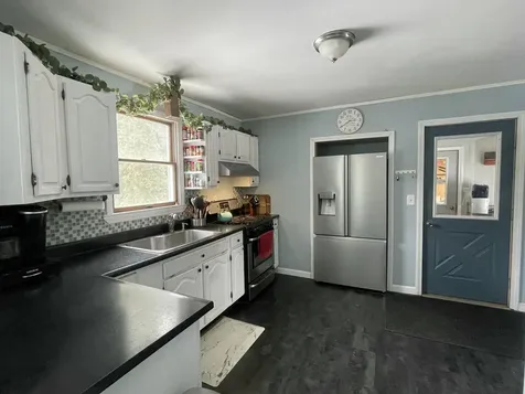 35 Merryman Road Glenburn ME 04401