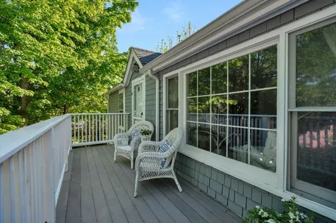 589 York Street York ME 03909