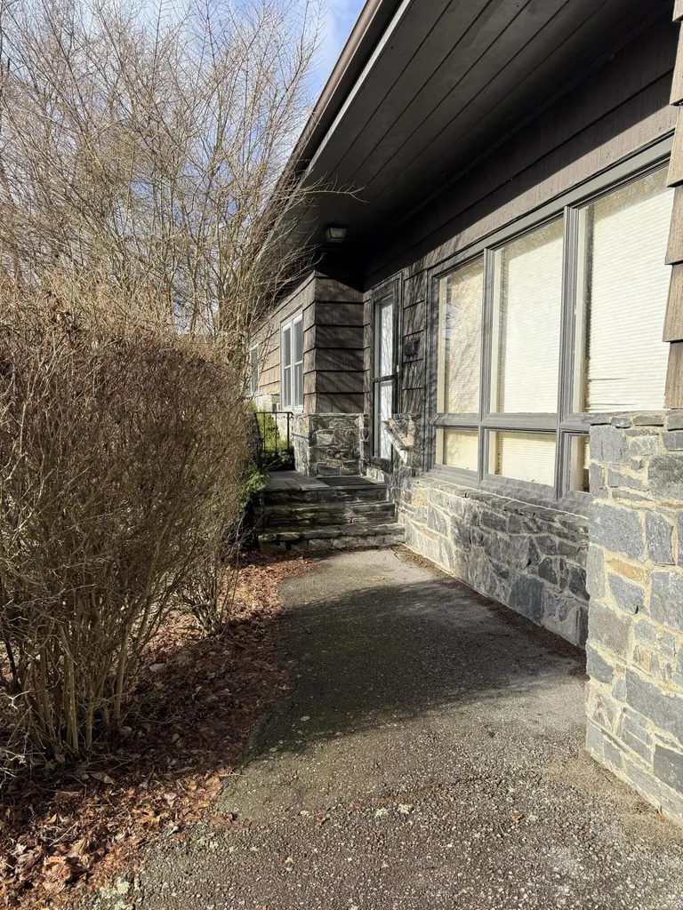 124 E Kidder Street Portland ME 04103