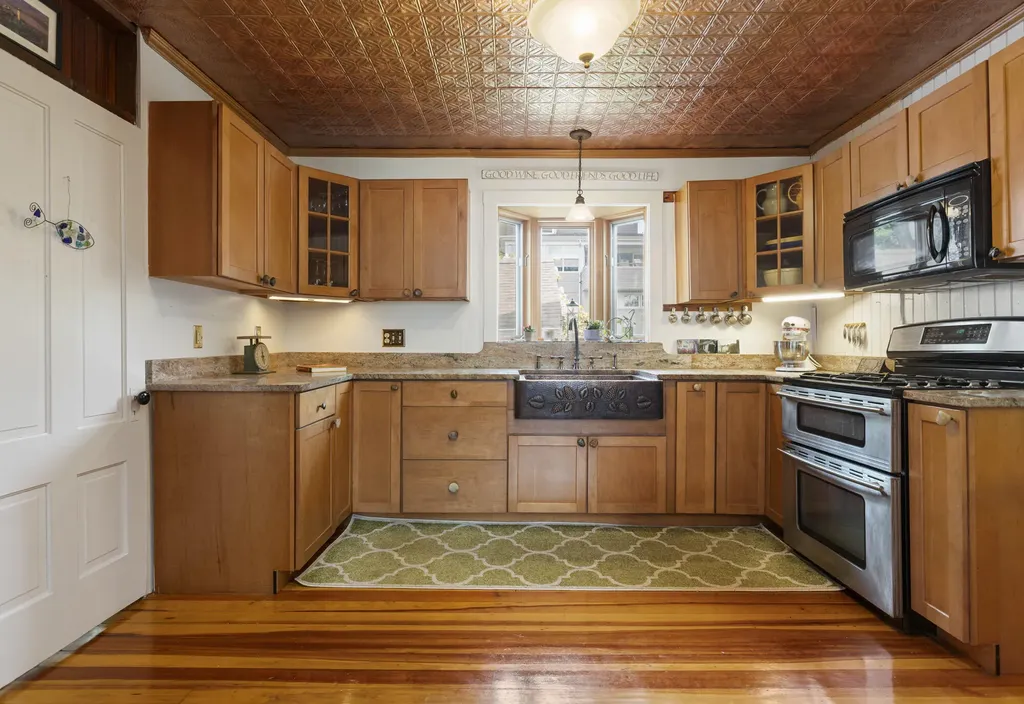 46 Ryefield Street Portland ME 04108