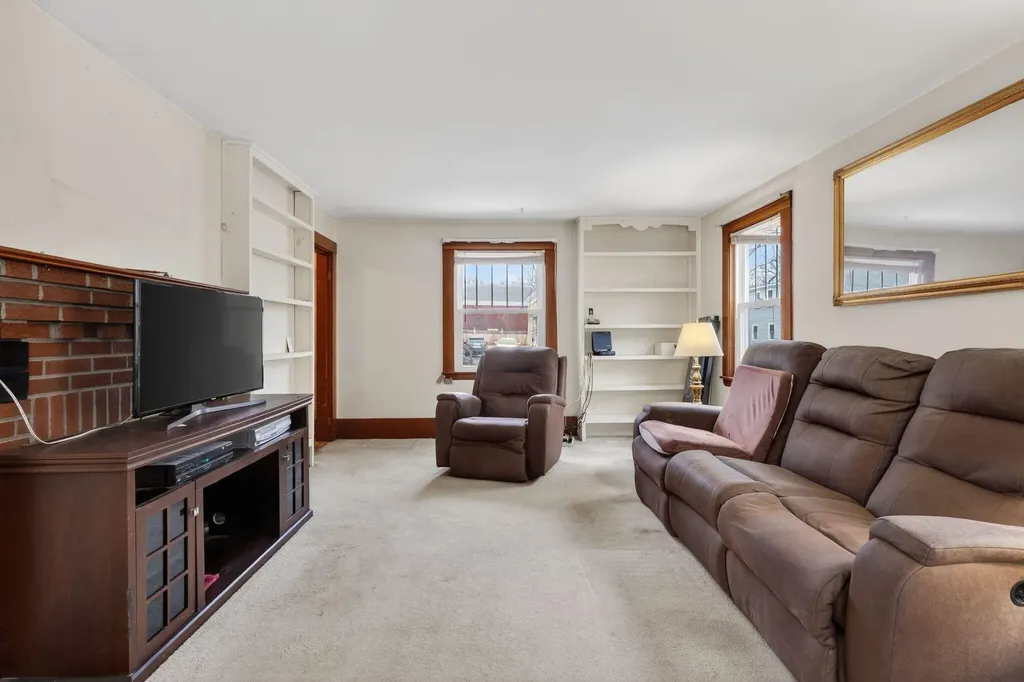 26 Vernon Street Saco ME 04072