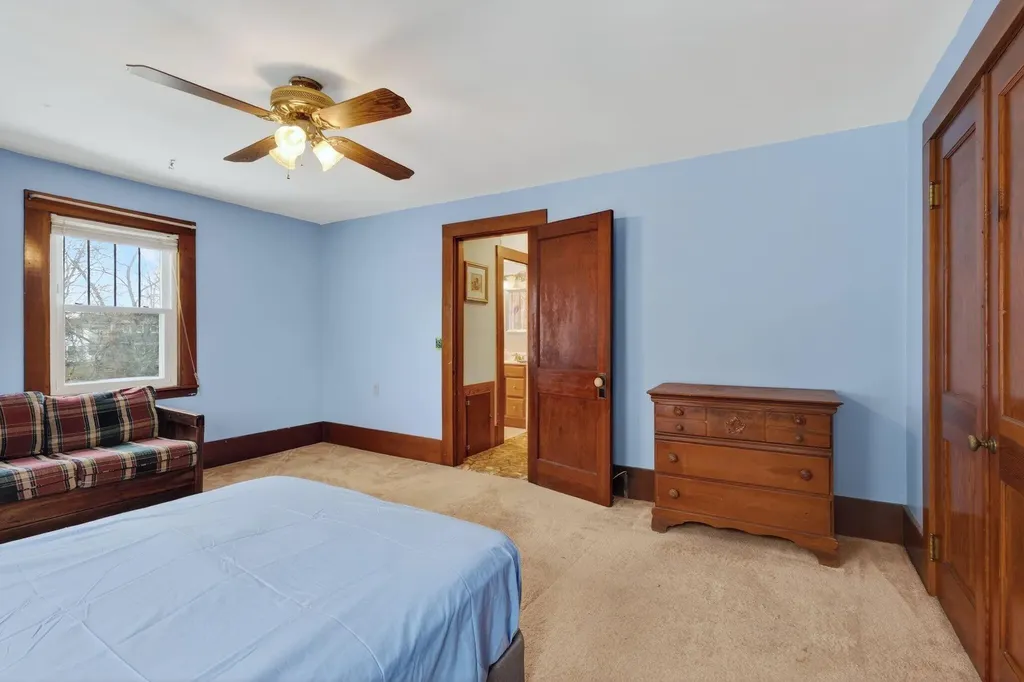 26 Vernon Street Saco ME 04072