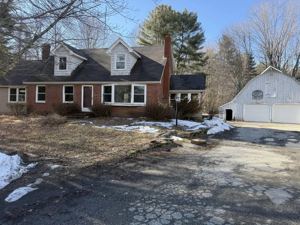 306 Empire Road Poland ME 04274
