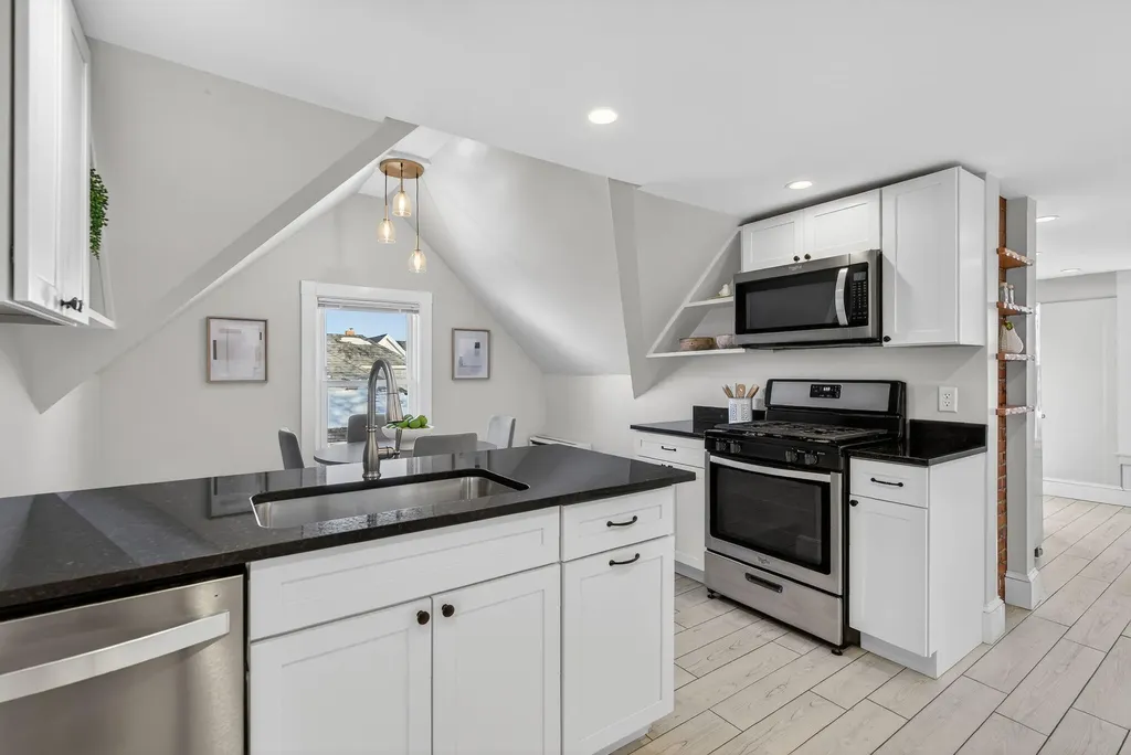71 Lawn Avenue Portland ME 04103