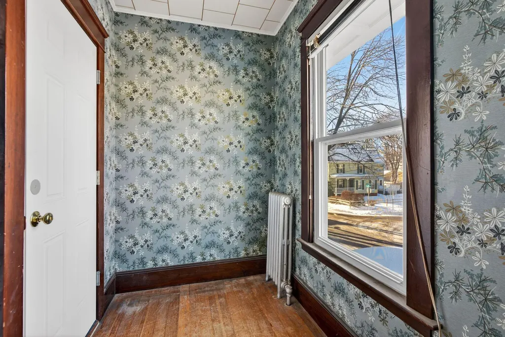 71 Lawn Avenue Portland ME 04103