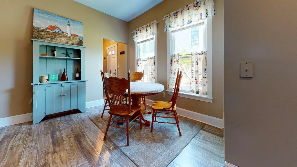 60-62 Ocean Avenue Portland ME 04103
