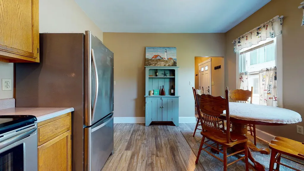 60-62 Ocean Avenue Portland ME 04103