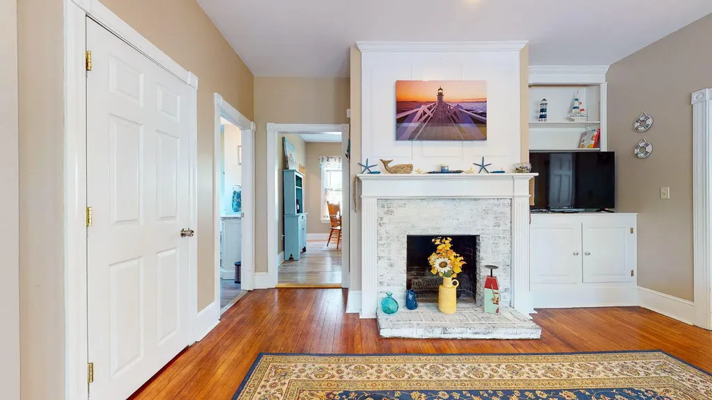 60-62 Ocean Avenue Portland ME 04103