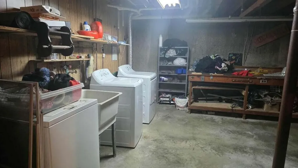 9 Pine Grove Drive Mount Vernon ME 04352