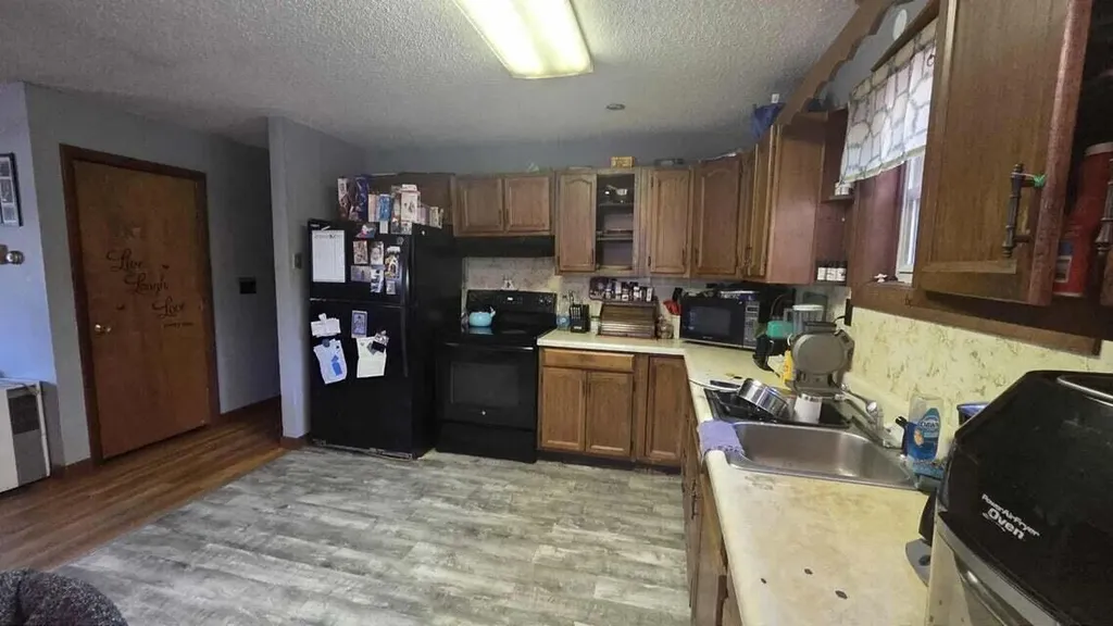 9 Pine Grove Drive Mount Vernon ME 04352