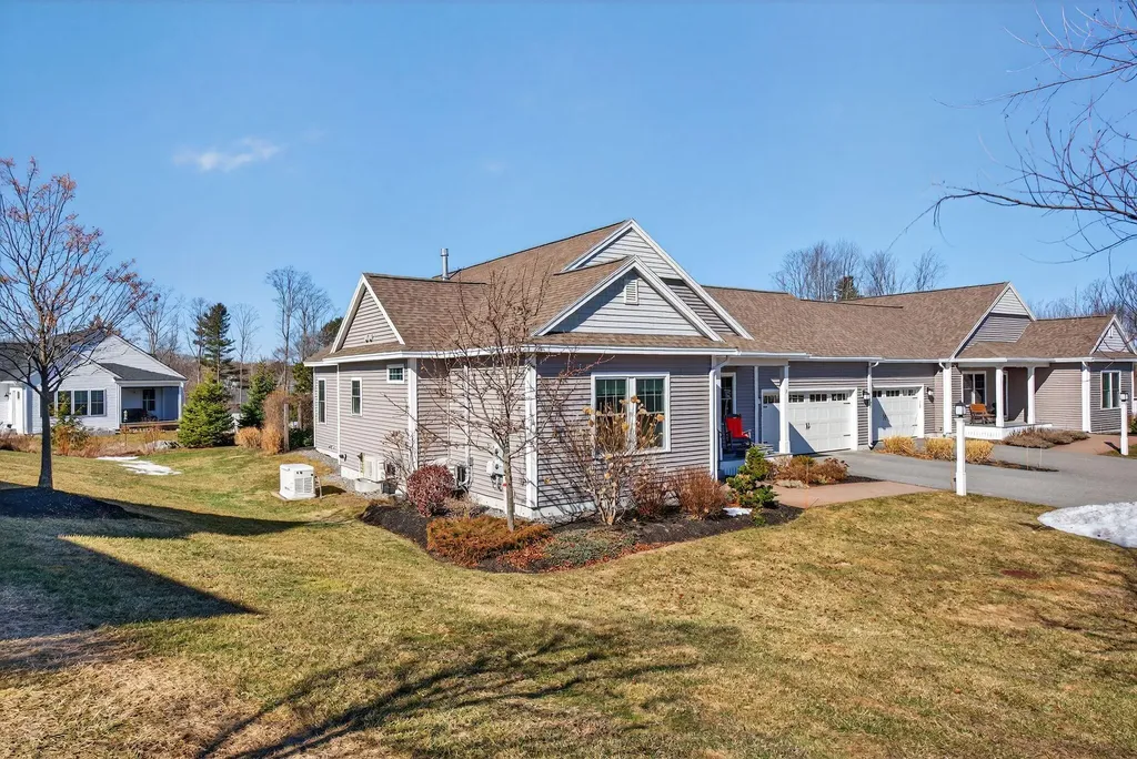 3 Headland Lane Cape Elizabeth ME 04107
