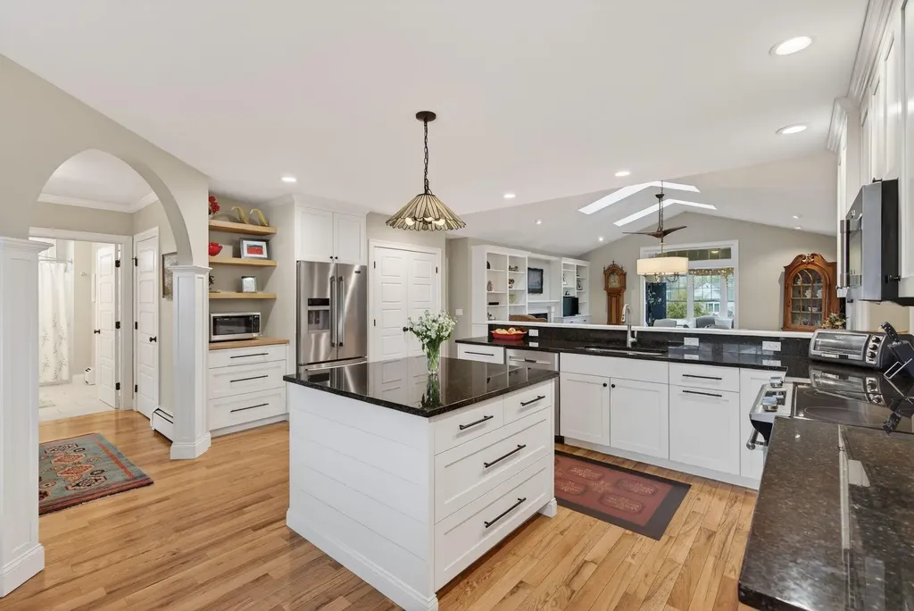 3 Headland Lane Cape Elizabeth ME 04107