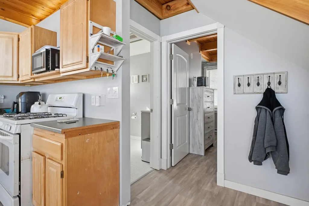 28 Lintonia Drive Litchfield ME 04350