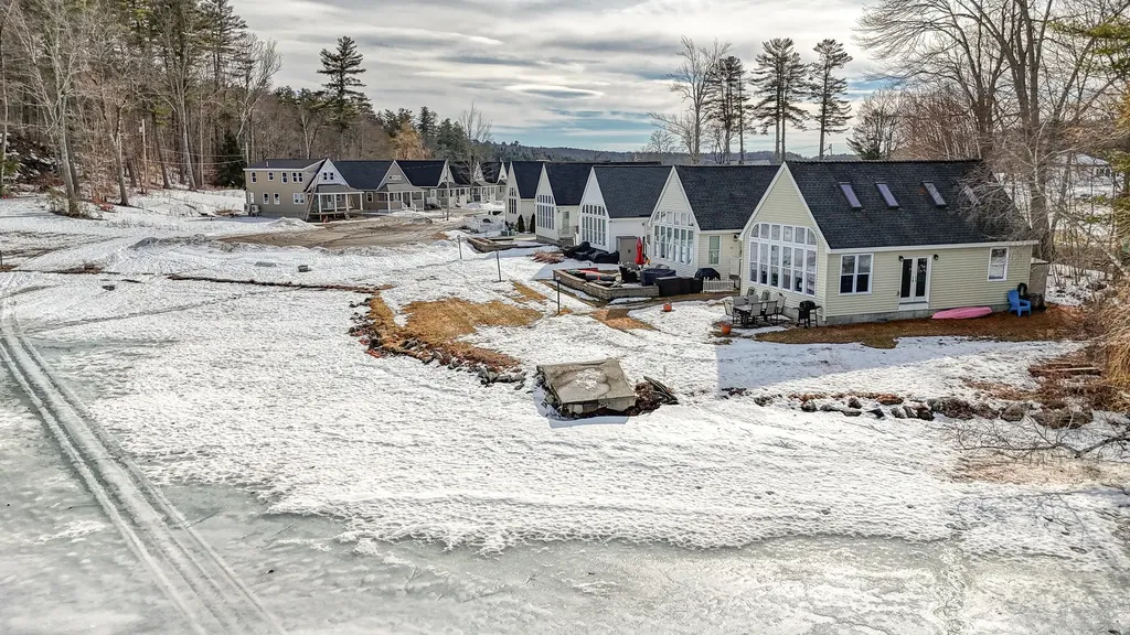 28 Lintonia Drive Litchfield ME 04350