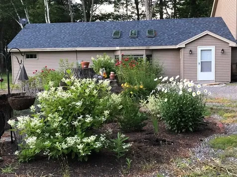 24 Dolloff Drive Brunswick ME 04011