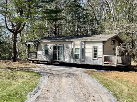 24 Dolloff Drive Brunswick ME 04011