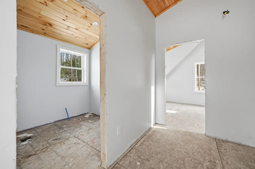 19 Lintonia Drive Litchfield ME 04350