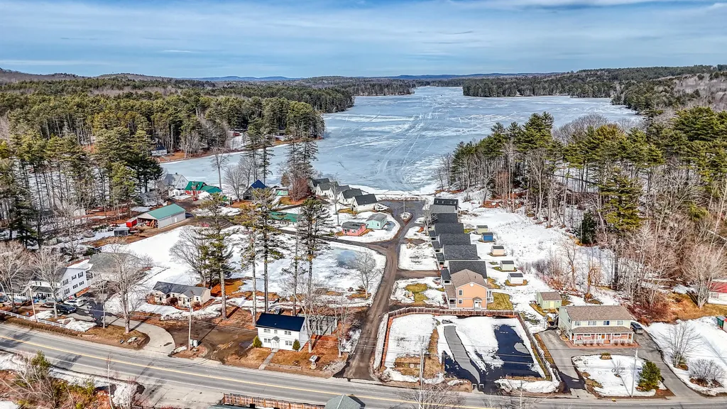19 Lintonia Drive Litchfield ME 04350