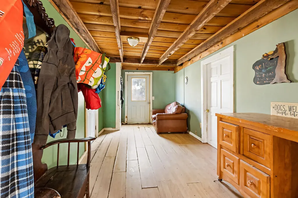 16 Maple Street Vassalboro ME 04989