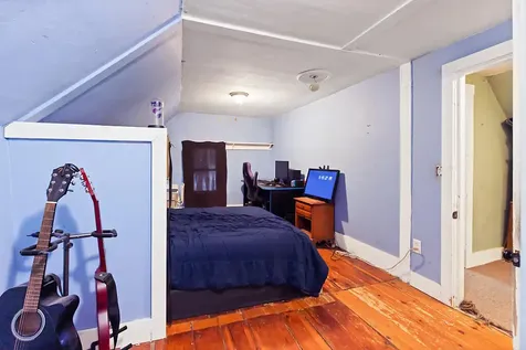 16 Maple Street Vassalboro ME 04989