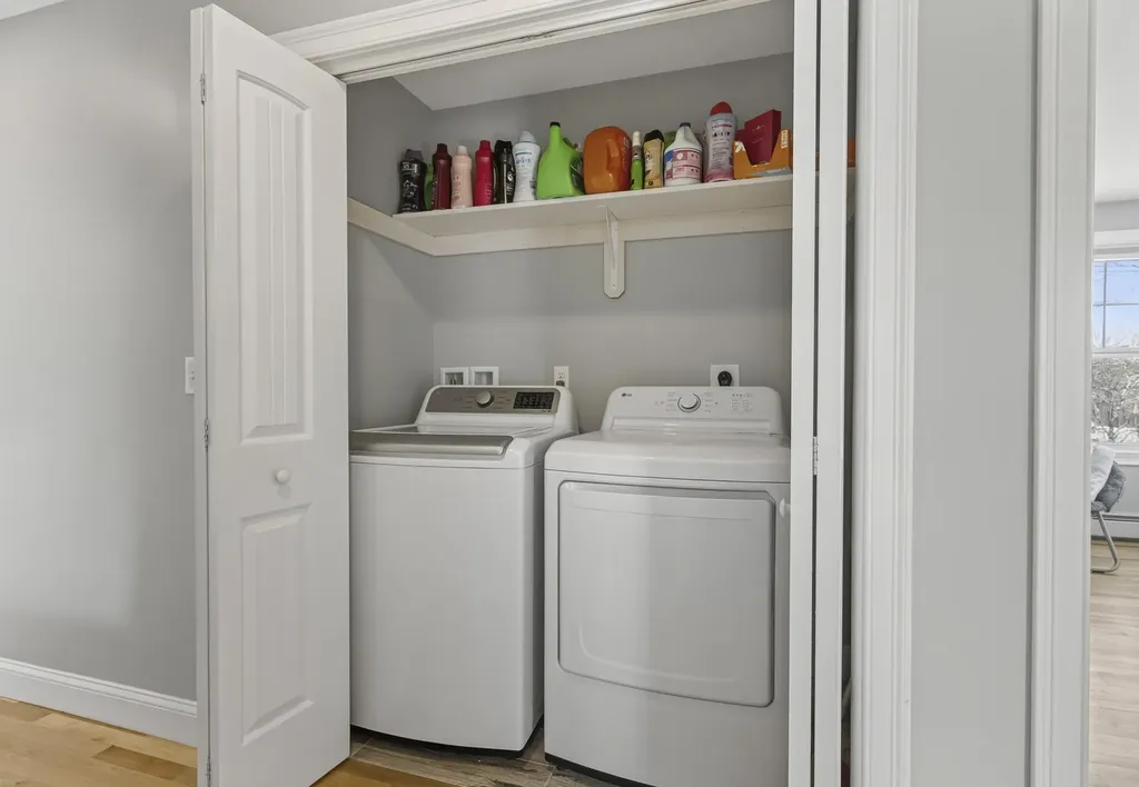 81 Queen Street Gorham ME 04038