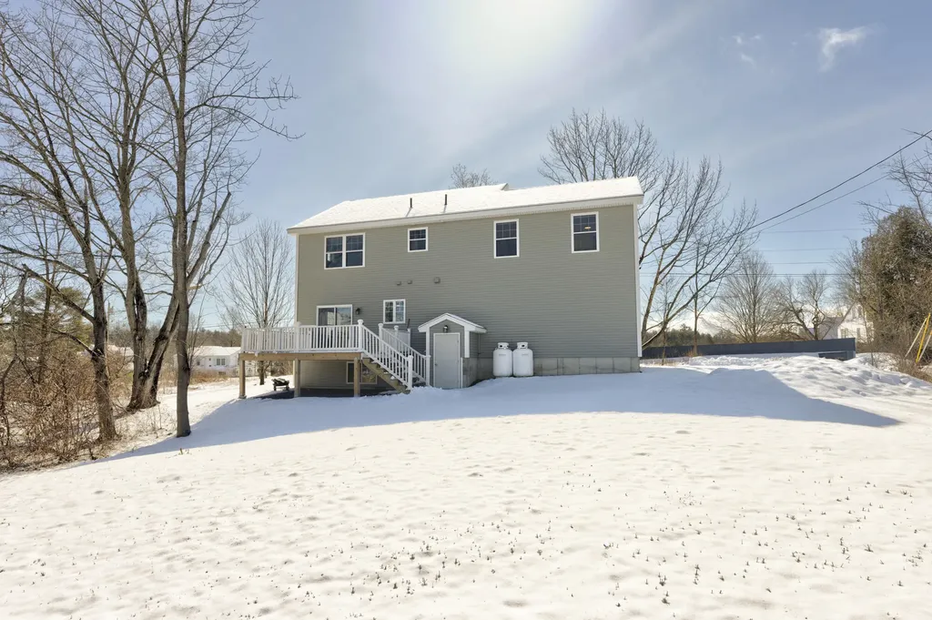 81 Queen Street Gorham ME 04038