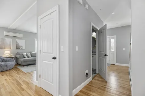 81 Queen Street Gorham ME 04038