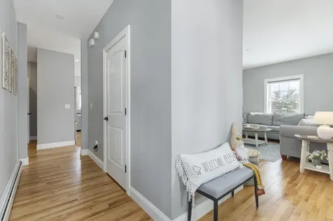 81 Queen Street Gorham ME 04038
