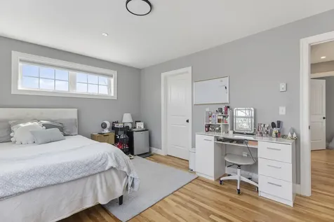 81 Queen Street Gorham ME 04038