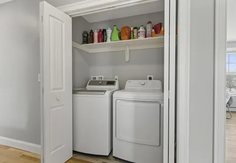 81 Queen Street Gorham ME 04038