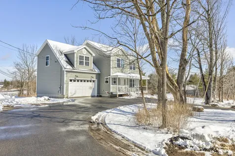 81 Queen Street Gorham ME 04038