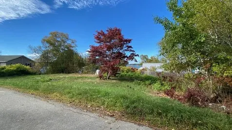 11 Lovelace Street Eastport ME 04631